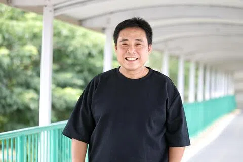 冯韦胜坚信，善待他人本应是理所当然的，不应成为值得炫耀或邀功的事。（徐颖荃 摄）