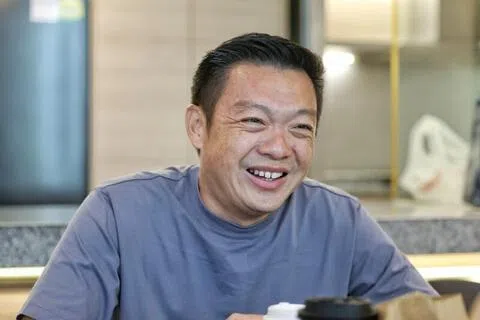 沈孟哲认为，行善从来没有最好的时机，他希望带动更多人踏出第一步。（徐颖荃摄）