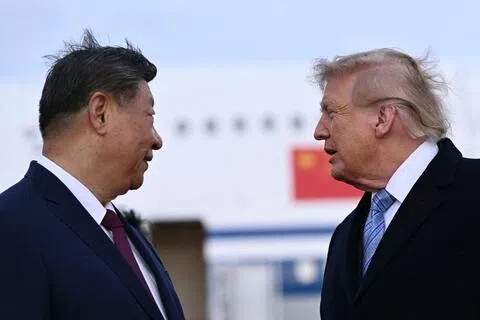 美国总统特朗普9月23日在马里兰州安德鲁斯联合基地迎接访美的中国国家主席习近平。（法新社）