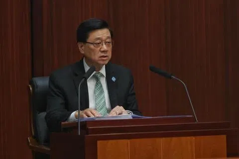 香港特区行政长官李家超星期三（9月16日）发表香港首个五年规划及2026年施政报告。（香港中通社）