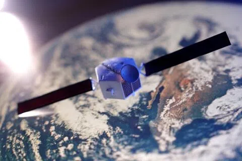 专家说，俄罗斯卫星不仅接近了芬兰卫星，还刻意调整自身轨道，使其与对方的轨道高度吻合。（示意图/路透社）