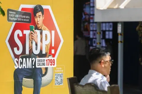 当局正在制定措施，协助公众辨识政府机构来电，避免落入不法之徒冒充政府人员的诈骗陷阱。图为反诈骗宣传活动海报。（吴先邦摄）