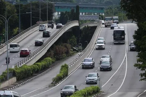 中小型汽车拥车证成价连续两轮走软 报12万3890元