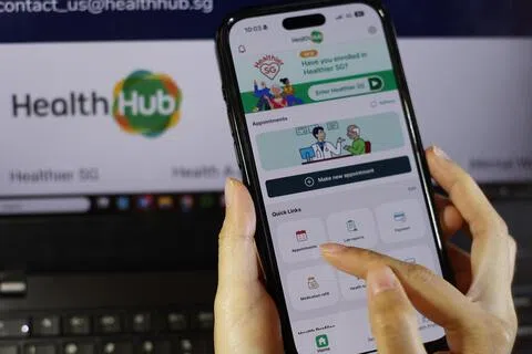 在热线恢复服务前，病患和公众可浏览集团官方网站，或通过HealthHub和NHG Health应用获取协助。（档案照片）