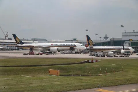 新加坡航空公司执飞的五架货机支持敦豪国际速递的洲际航空网络，将位于新加坡的南亚枢纽，与美国主要目的地连接起来。（李冠卫摄）