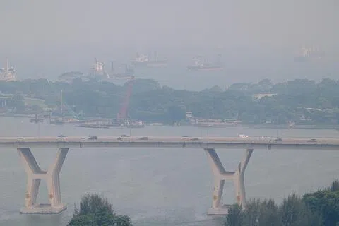 区域烟霾持续 未来24小时PSI或达不健康水平