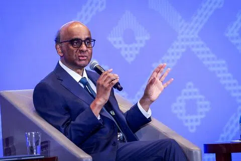 尚达曼总统星期一到泰国曼谷进行工作访问