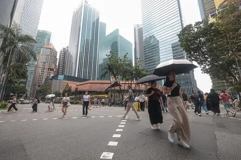 新加坡今年经济预测维持在2%至4% 首季增长6%超预估