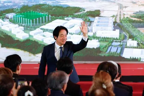 台湾总统赖清德据报将在星期六（10月10日）的双十节讲话中强调，加强防卫和增加军费并非挑衅。图为赖清德9月28日在台湾嘉义县举行的活动上致辞。（路透社）