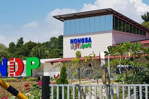印尼峇淡出台新规，要求数据中心开发商自行建立海水淡化设施、自给自足，以保障居民淡水供应。图为拥有数据中心的农萨数码工业园（Nongsa Digital Park）。（《海峡时报》档案照）