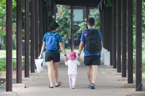 妇女行动及研究协会（AWARE）与国际民调机构YouGov去年10月对1084名新加坡男性展开调查，以了解本地男性对家庭责任、归咎受害者、情绪压抑等方面的看法。（档案照片）
