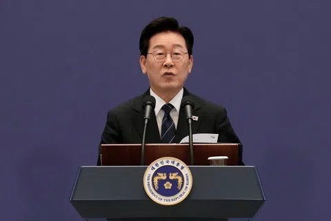 韩国总统李在明星期五表明，无意寻求第二个总统任。韩国现行宪法规定，总统任期为五年，且不得连任。（路透社）
