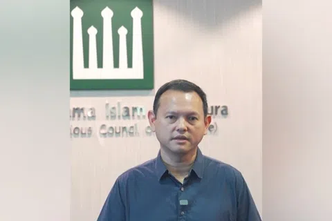 扎吉哈星期二（8月18日）晚上在社媒平台上载视频，针对男网红假冒宗教导师性侵犯一对兄弟的案件作出回应。（取自扎吉哈脸书）