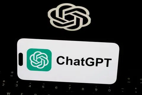 自ChatGPT于2022年11月问世以来，受冲击最深专业的毕业生，其初次就业率下滑了五个百分点，起薪亦随之减少13%。（法新社）