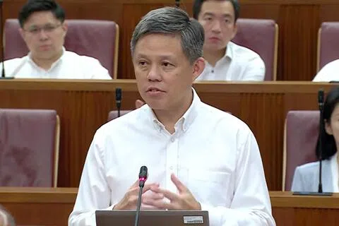公共服务统筹部长兼国防部长陈振声星期四（9月10日）在国会参与政治薪金检讨部长声明辩论时说，他已要求公共服务署进一步测算有关开支。（gov.sg视频截图）