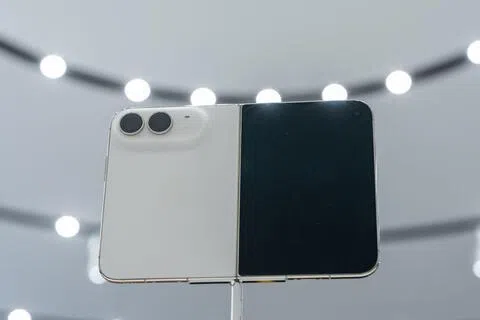 iPhone Duo配备一块5.4英寸外屏，并搭载新的二纳米A20 Pro处理器。（彭博社）