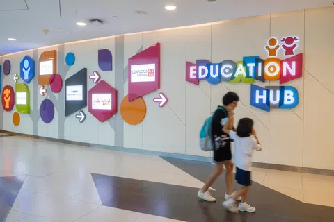 政策研究所调查显示，新加坡家长2026年每个月花在私人补习上的中位数已经达到500元，比2016年的242元增加一倍；增益课程的花费，则从48元增加到260元。（吴先邦摄）