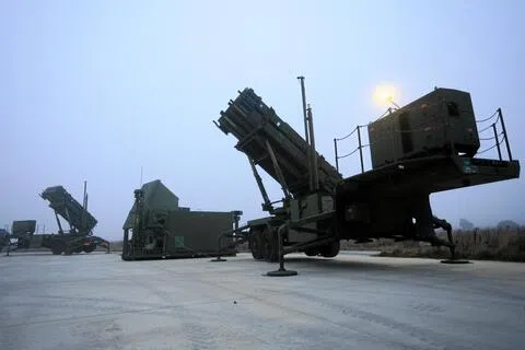MIM-104“爱国者”导弹是美国雷神公司研发的全天候、全空域中程地对空防空及反导武器系统。（路透社）