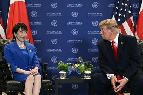 9月22日，美国总统特朗普与日本首相高市早苗在纽约联合国总部举行闭门会谈。9月26日，特朗普与中国国家主席习近平会面后，又与高市通电话，同意在经济和安全等涉华议题上展开密切合作。（法新社）