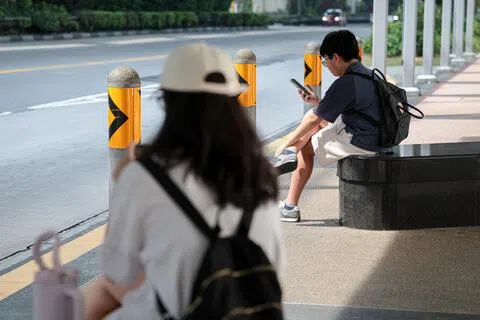 2025年PISA报告出炉 新加坡学生阅读水平蝉联全球榜首 计算解题和数理能力排第二