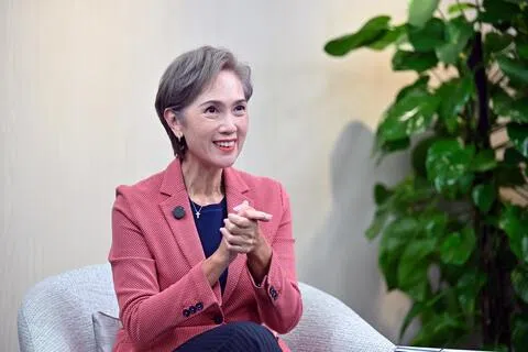 杨莉明：AI须像民航业 建立安全保障赢得信任