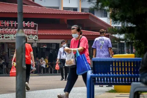 新加坡红十字会升级防护支援 助700名弱势群体应对高温烟霾