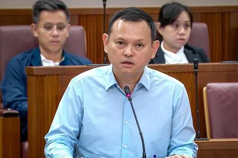 主管回教事务代部长兼国防部高级政务部长扎吉哈星期二（9月8日）在国会上，直接向受害儿童和家属道歉。他说：“你们被一个利用你们信任的人辜负，我对此深感抱歉。我向你们保证，我们会从这起事件中吸取教训，尽全力保护儿童。”（gov.sg视频截图）