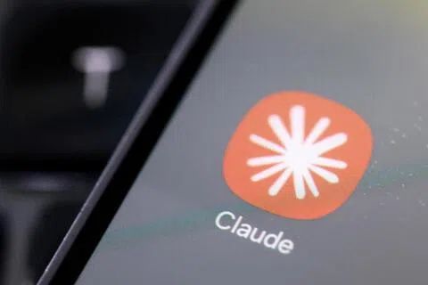 美国人工智能（AI）模型Claude的开发商Anthropic发表长篇报告，详细披露月之暗面和深度求索等中国AI公司如何蒸馏美国模型，包括将疑似军警、国企用户的内部信息发给美国AI。（路透社档案照片）