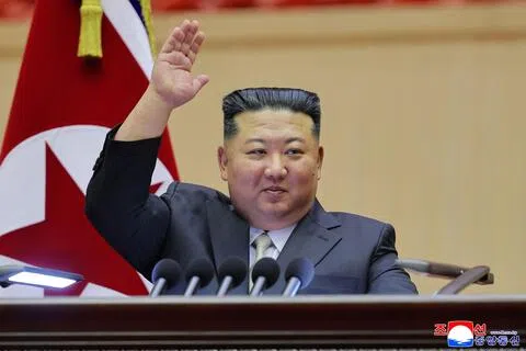 分析认为，淡化先代领袖政绩、强化总书记权能，意在进一步凸显金正恩时代的独立统治体系。此外，将最高领导人的权力具体化，也可能着眼于未来权力交接。（法新社）