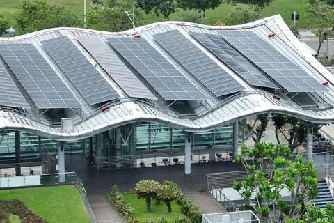 滨海南码头安装逾千太阳能板 年产电量足供180个四房式组屋