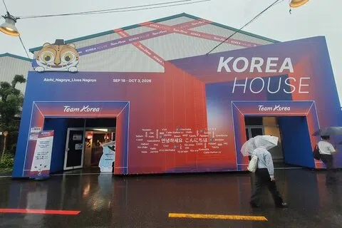 韩国馆位于金城埠头的综合商业设施Maker’s Pier，公众可免费入场。这里将在10月3日，即亚运会闭幕前一天闭馆。（陈明耀摄）