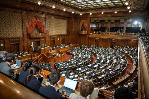 日本首相高市早苗星期一（10月5日）在国会向众参两院全体议员发表施政演说。（法新社）
