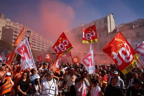 中东战事推高油价 全球多国民众抗议燃料涨价