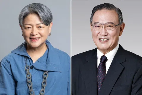 国家福利理事会前主席范秀平（左）星期二（9月1日）接替余福金博士（右），出任护联局主席。（护联局提供）