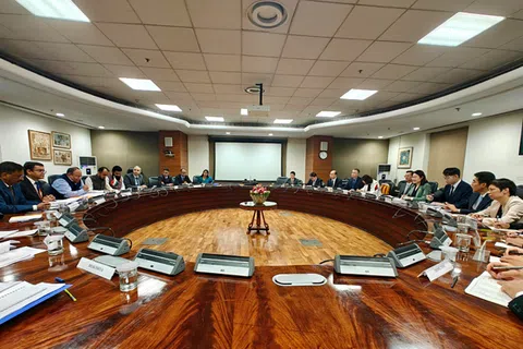 中印边境事务磋商和协调工作机制第36次会议上周四（8月6日）在印度新德里举行。两国外交、国防、内政、移民等部门代表参加。（中国外交部官网）