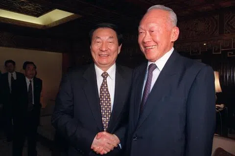 首提建立中国—亚细安自贸区 朱镕基战略眼光让我国政要印象深刻