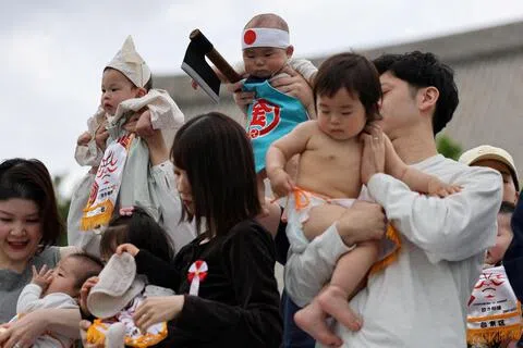 日本历届政府都将提高生育率列为重点议题，并采取了相应措施，但至今尚未取得显著成效。（路透社）