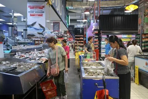 第三季经济增长5.4%超预期 金管局10月货币政策不变