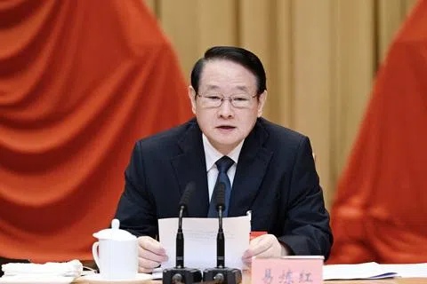 曾在江西、浙江担任过“一把手”的全国人大财政经济委员会副主任委员易炼红落马。（互联网）
