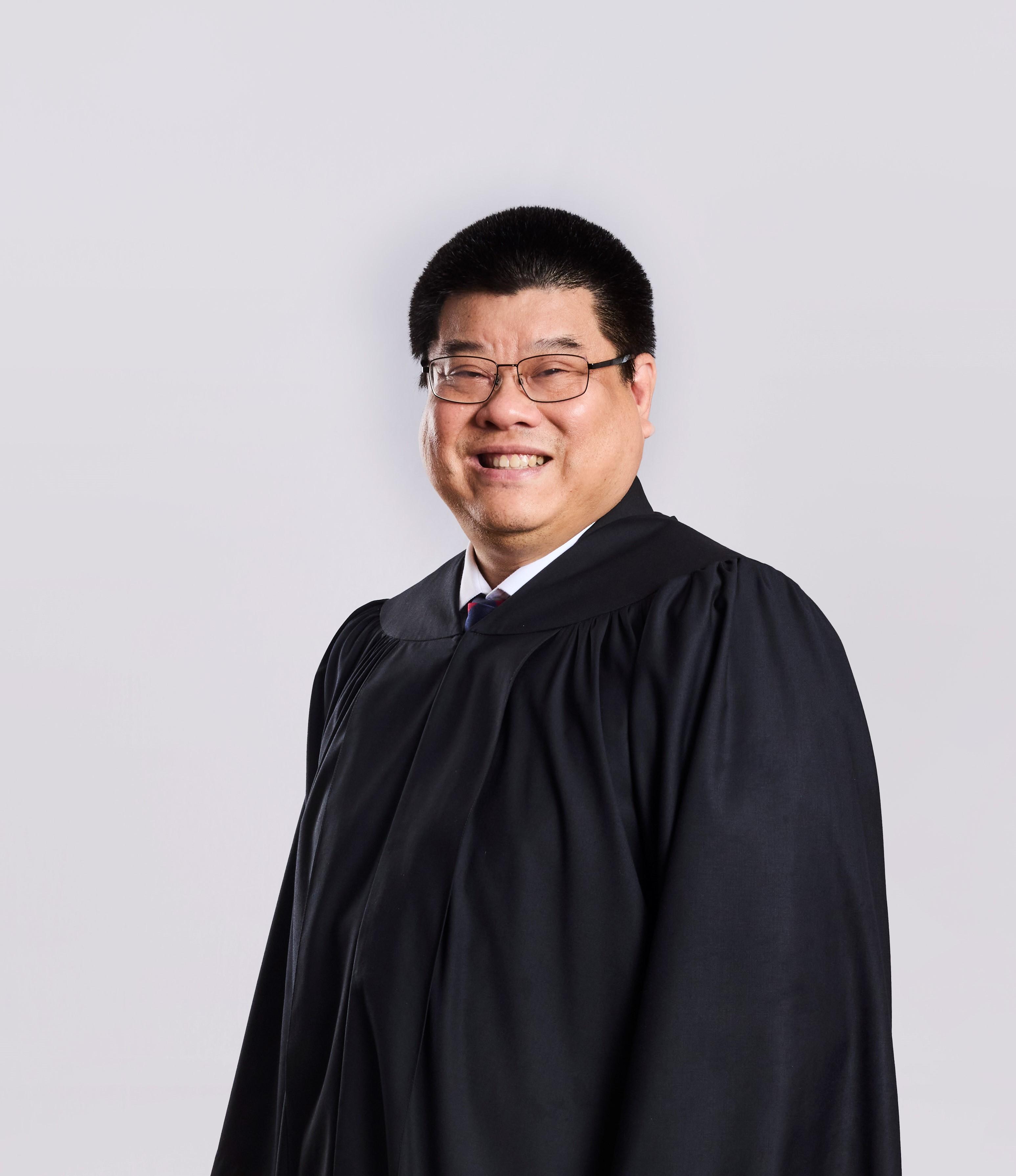 司法委员黄律恺受委为高庭法官,他一直被誉为本区域能源、基础建设和建筑领域的顶尖执业者。(新加坡法院提供)