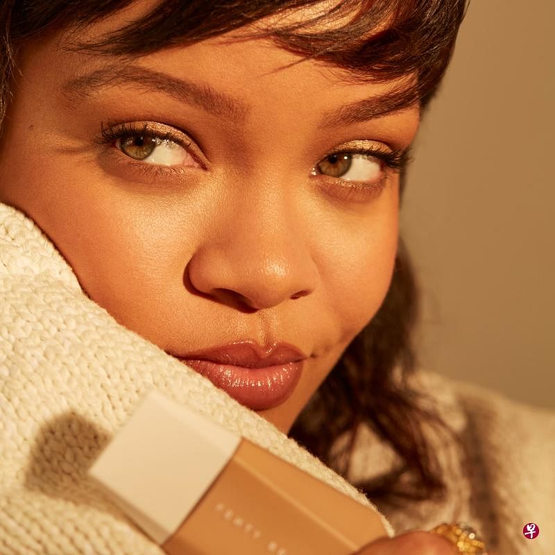 最佳轻薄自然妆推荐：Fenty Beauty Eaze Drop粉底液，售价$45。