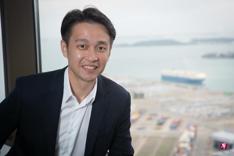 高顶国际总裁陈振权表示，公司除了将在开采业务继续推动垂直增长策略外，也将努力促使商品贸易业务更加多元化。（陈来福摄）