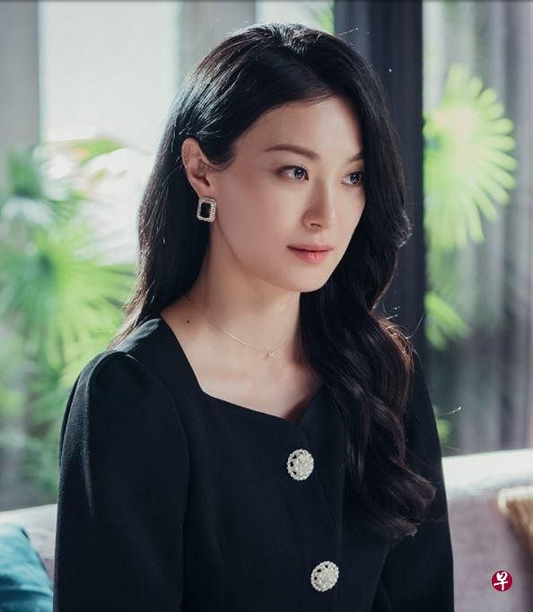 玉子妍饰演的小三角色抢镜。