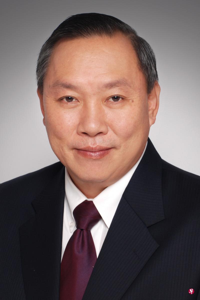 昇菘集团总裁林福星（左图）将分享如何从邻里商家成功转型成大企业，Fruits Vending总裁张鑫（右图）将谈如何利用大数据来改变自动贩卖机的生意。（档案照片）