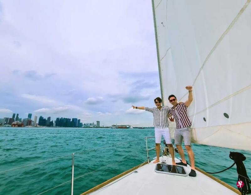 南岛游艇之旅现促销价每人收费$82.60，使用旅游券支付即可零元出海散心。