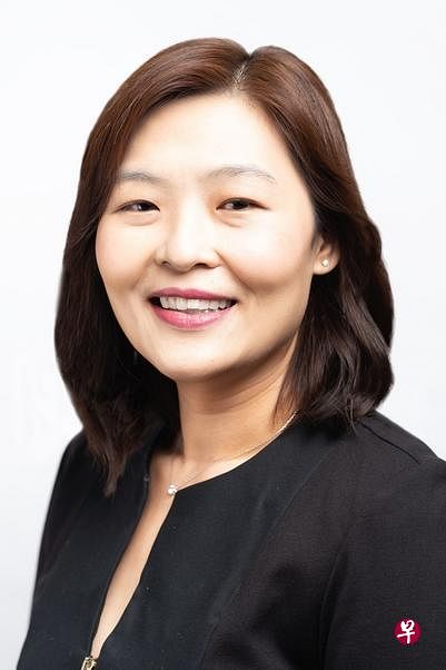 蔡赛仪医生：情绪压力可导致白癜风发生或加重，其他风险因素包括皮肤损伤。