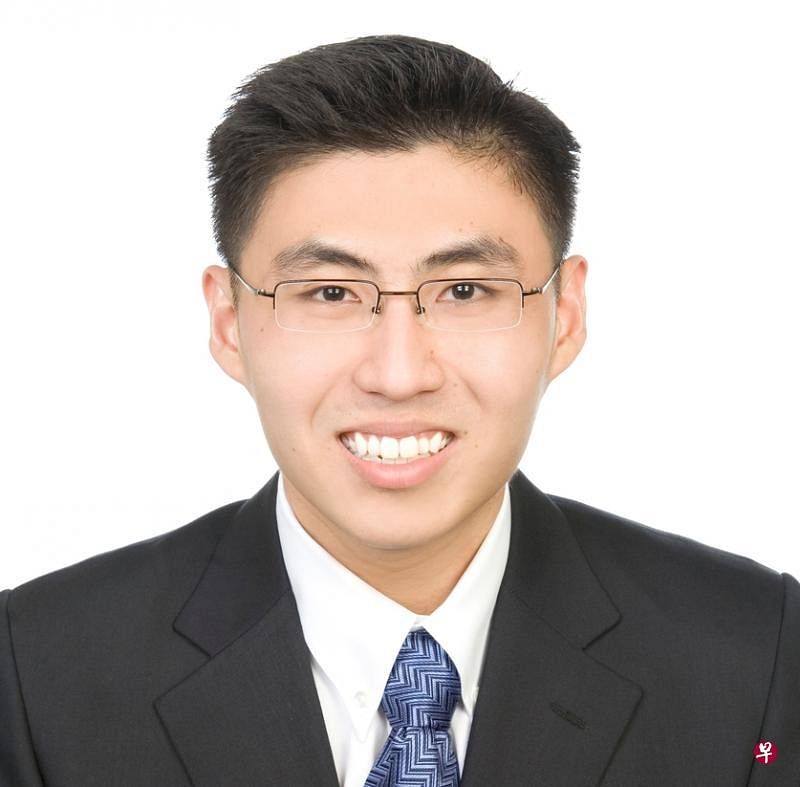 陈道辉医生：对头颈癌患者做后续身体检查与窥镜检测，有助尽早发现和治疗癌症复发现象。（受访者提供） 
