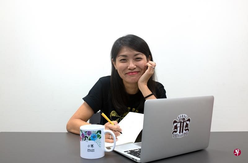 小寒希望书里的小故事能让学生们有所认知，变得更具包容心。