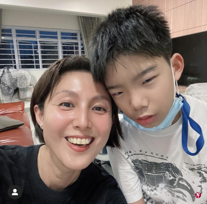 黄嫊方儿童节会陪最小的儿子度过。（IG图）