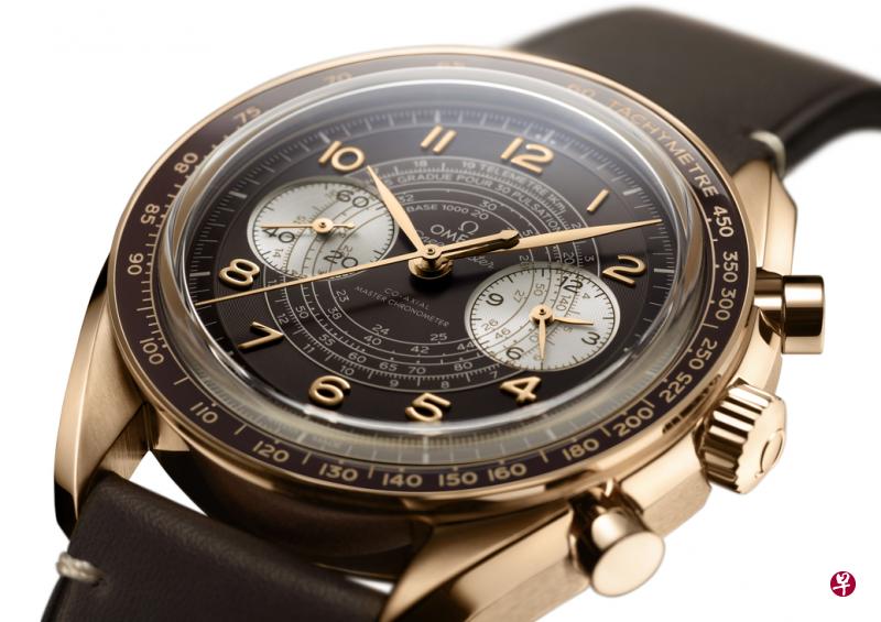 青铜金款的超霸系列Chronoscope腕表。